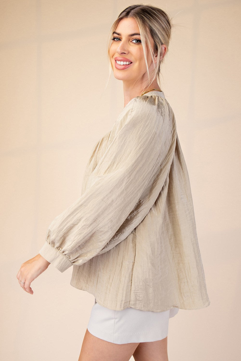 Glam V-Neck Balloon Sleeve Blouse