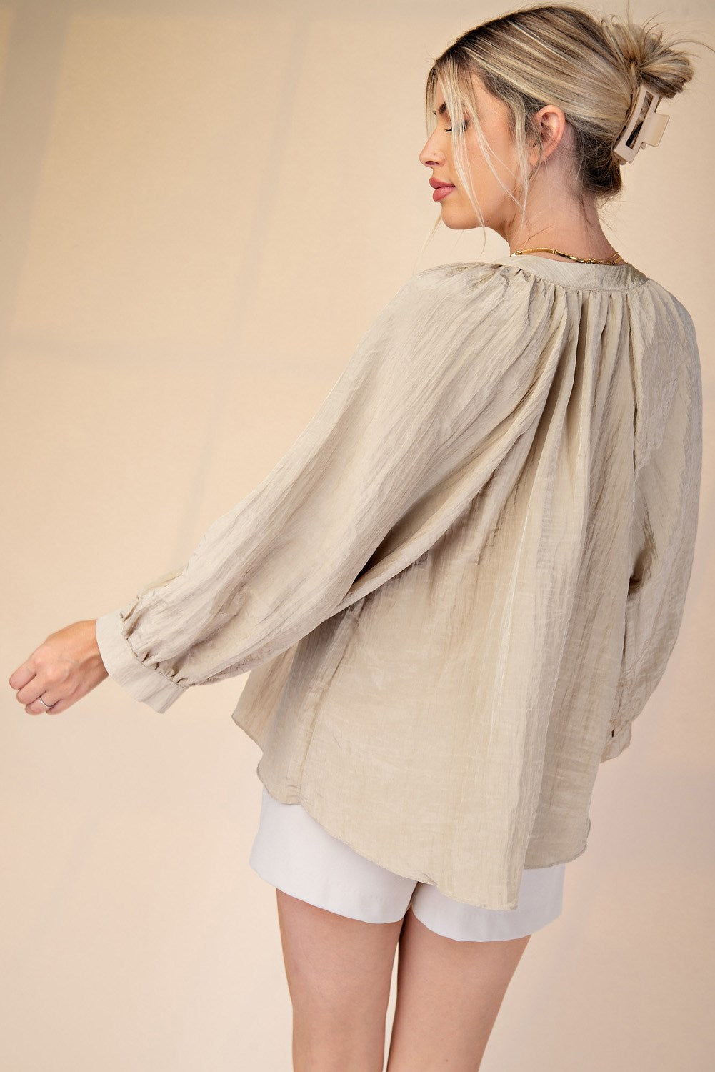 Glam V-Neck Balloon Sleeve Blouse