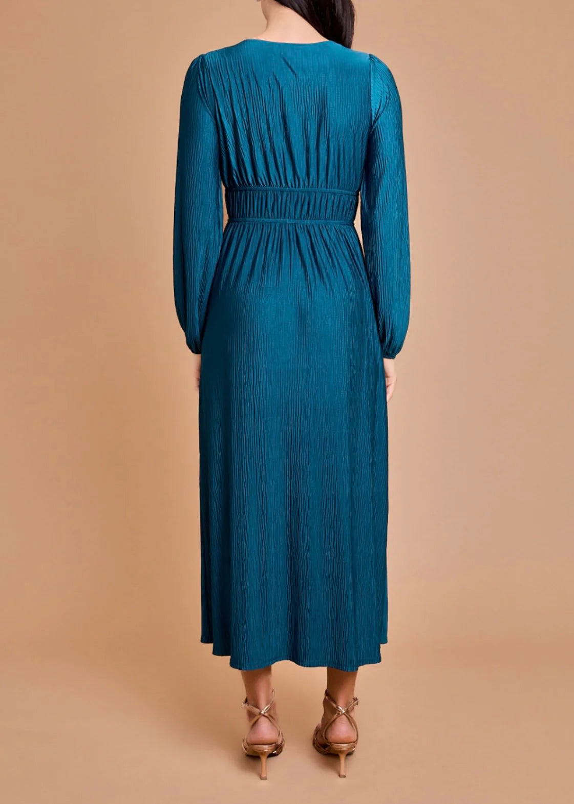 Gilli Clothing deep v-neck long sleeve maxi dress