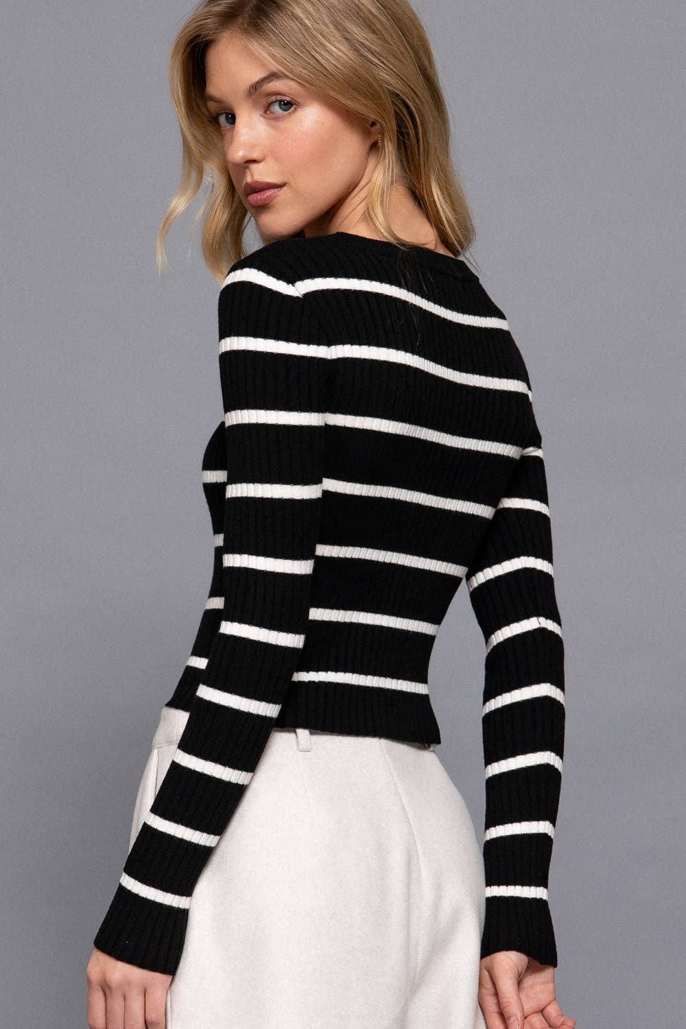 Long Sleeve Round Neck Button Down Stripe Sweater