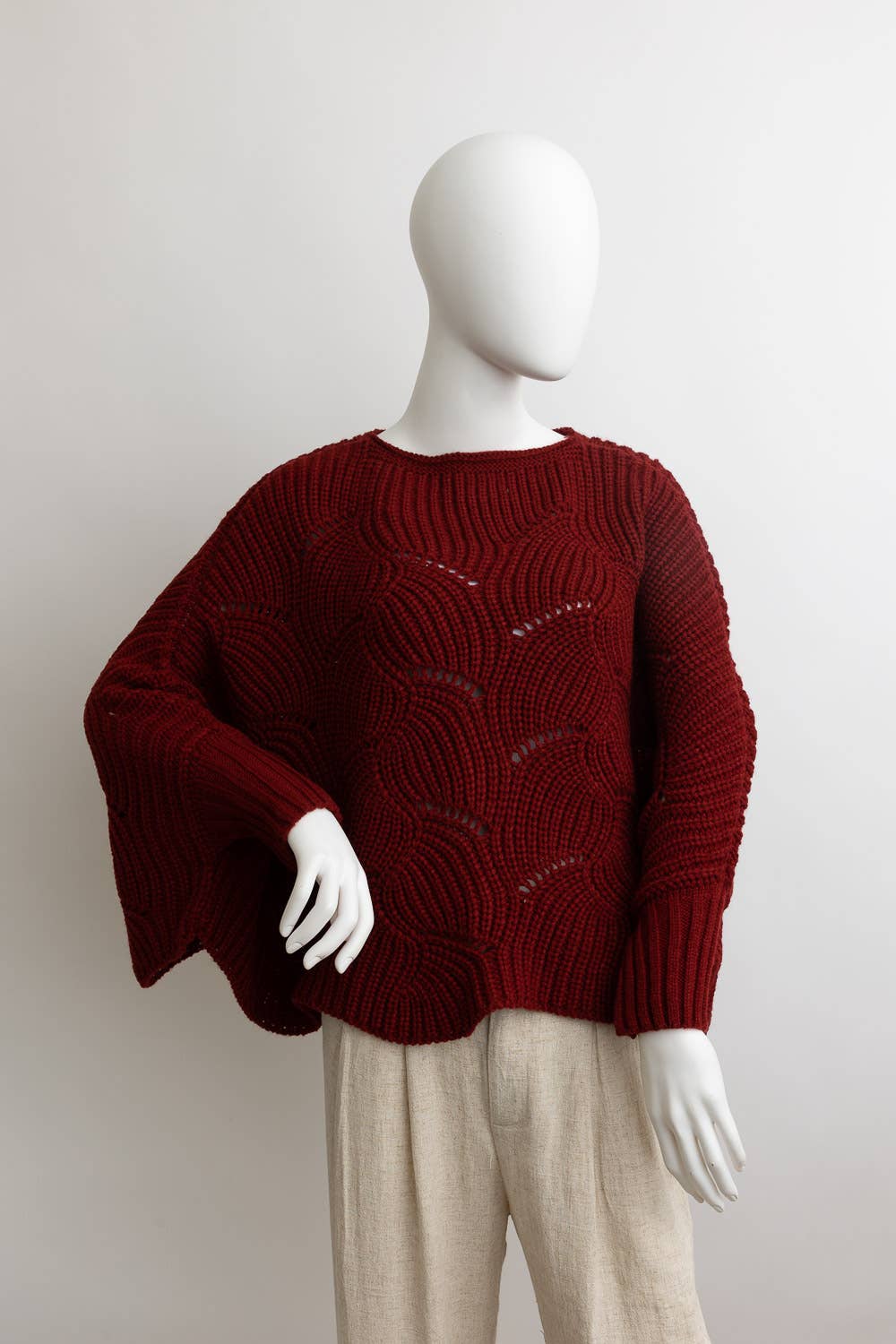 Ribbed Knit Pattern Poncho w/ Sleeves