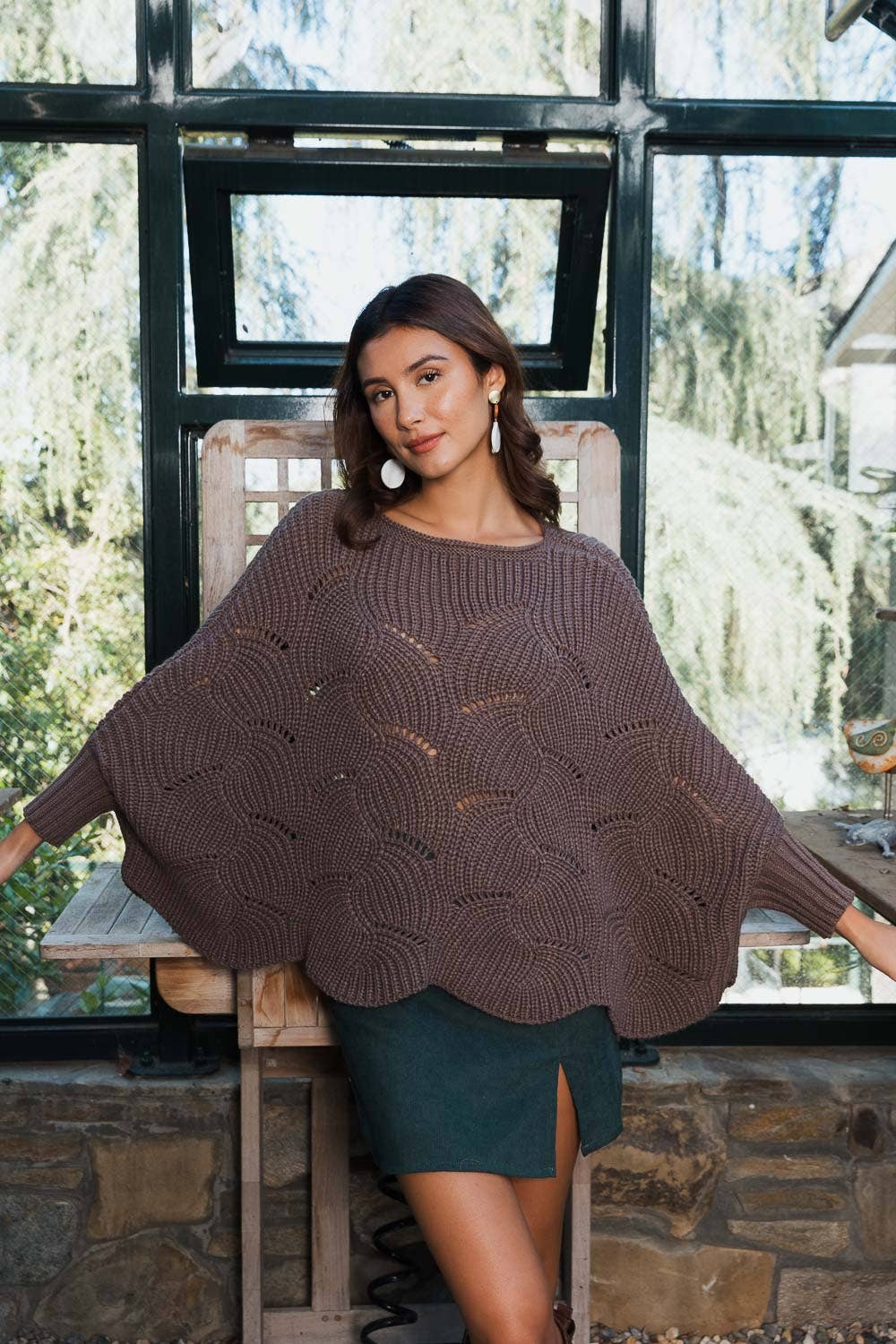 Ribbed Knit Pattern Poncho w/ Sleeves